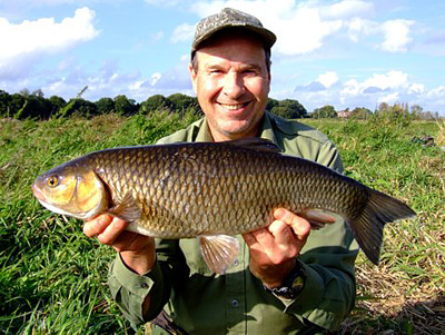 Andy Cowley weighed in four fish over five pounds to 5.12