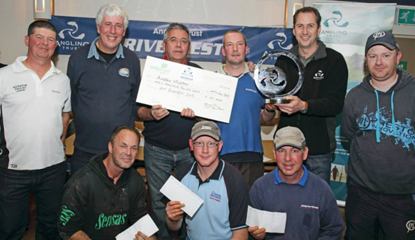 Dave Harrell, Martin Salter and Mark Lloyd present the cheques and trophy to ‘Spud’ Murphy and the other winners.