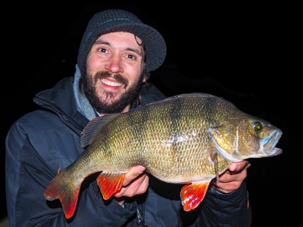 5 x DISTANCE 1.5oz - 4oz Carp Fishing Leads Weights Big Eye Swivels, Smooth